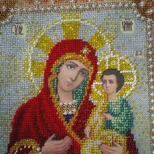 Работа «Пресвятая Богородица Троеручица»