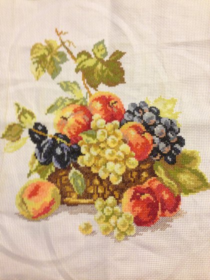 Работа «Яблоки и виноград»