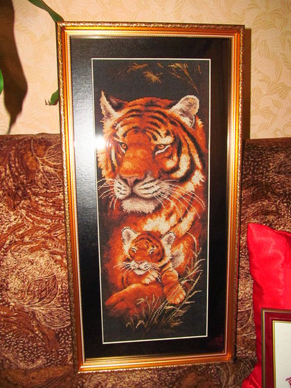 Работа «Тигрица с тигренком»