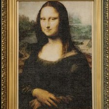 Работа «Мона Лиза-выполнена меким крестом 120 цветов, 8 месяцев работы»