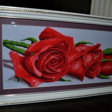 Работа «Розы в росе»