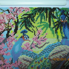 Работа «Павлины. Вышивка бисером»