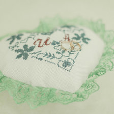 Работа «Свадебная подушечка»