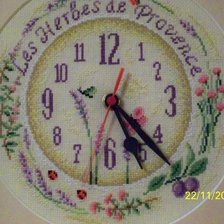 Работа «Часы "Прованские травы" (Vervaco)»