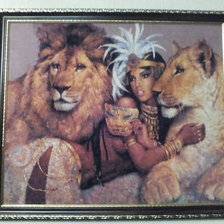 Работа «Девушка и львы»