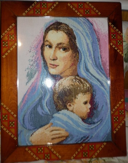 Работа «Мария с сыном»