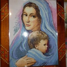 Работа «Мария с сыном»