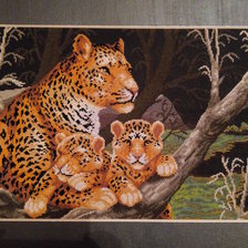 Работа «Семья леопардов»