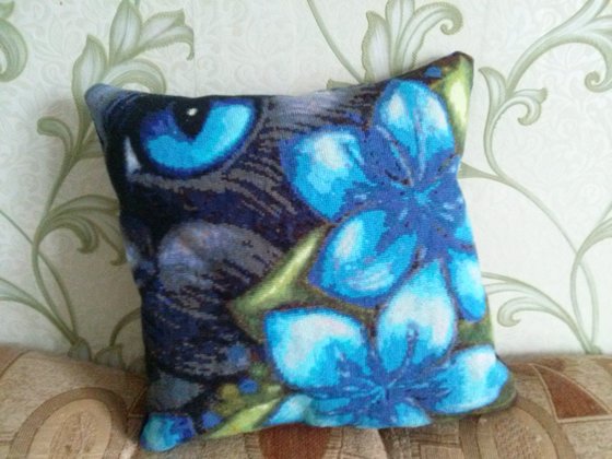 Работа «найди кота#подушка»