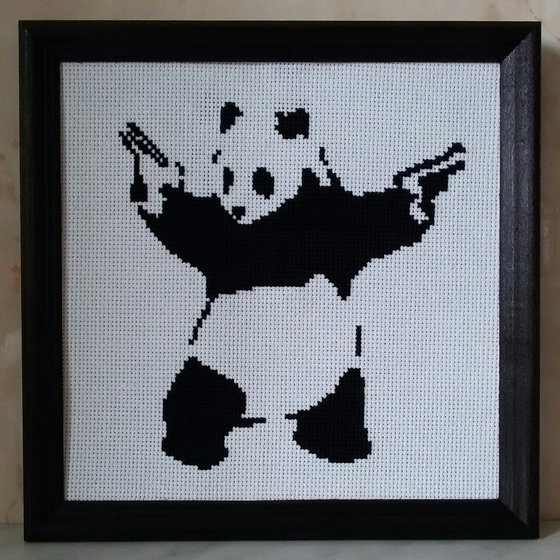 Работа «Панда с пистолетами. "Panda With Guns".»