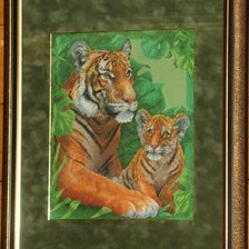 Работа «Тигрица с тигренком подростком.»