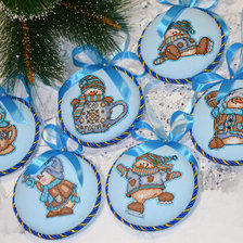 Работа «новогодние игрушки»