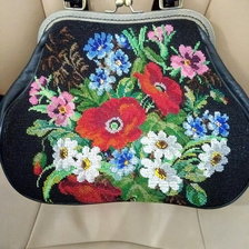 Работа «Сумка вышитая бисером. Результат.»