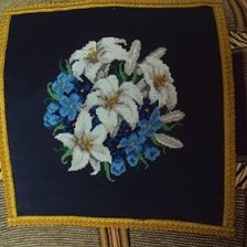 Работа «лилии, подушка»