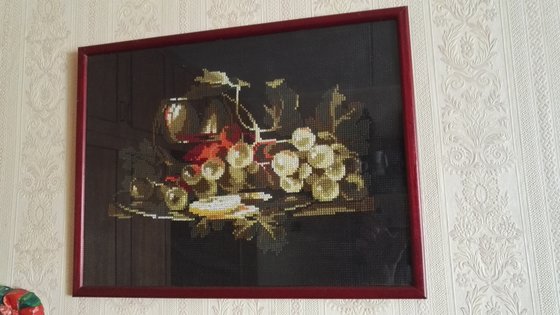 Работа «Натюрморт на черном»