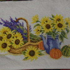 Работа «Подсолнухи и лаванда»