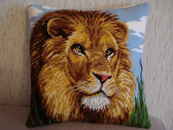 Работа «подушка "лев"»