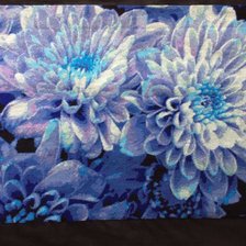 Работа «голубые хризантемы»