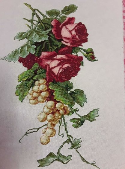 Работа «Рози та виноград»