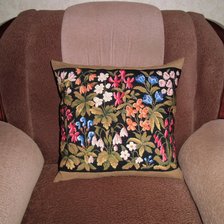 Работа «Цветочная подушка»