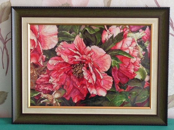 Работа «Пионы»