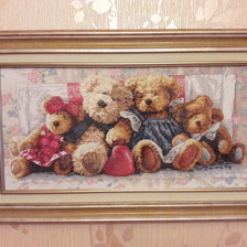 Работа «Мишки на диване»