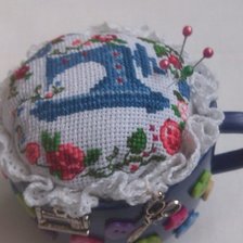 Работа «Игольница в чашке»