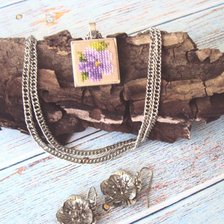 Работа «Лесная фиалка»