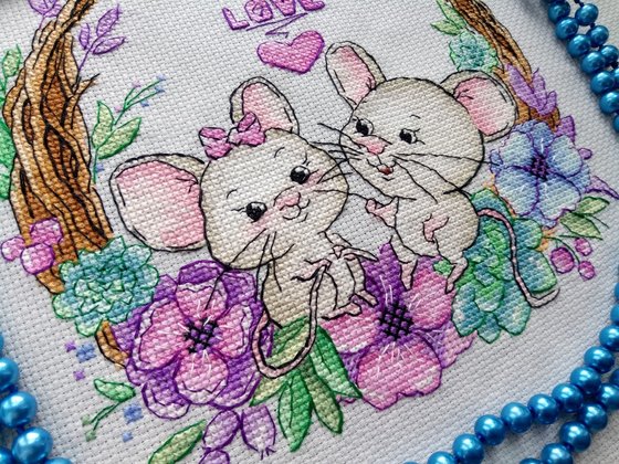 Работа «Влюбленые мышки»