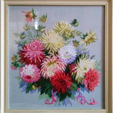 Работа «Георгины»