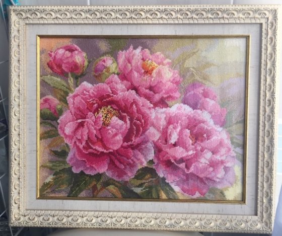 Работа «Пионы»