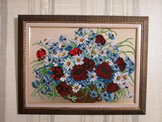 Работа «Полевой букет в корзике»