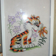 Работа «Тигрёнок в лилиях»