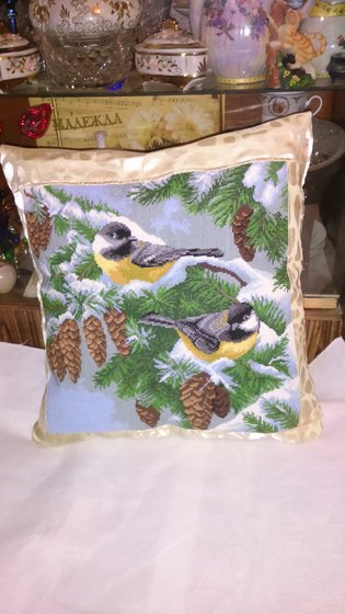 Работа «Подушка "Синички"»
