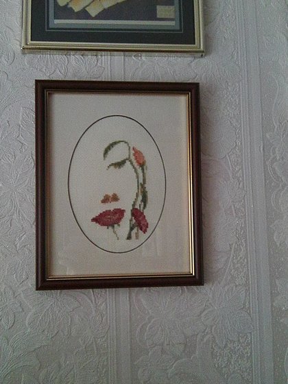 Работа «Лицо - цветы (оформлены)»