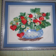 Работа «"Клубника"-натюрморт»