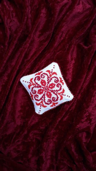 Работа «Игольница»