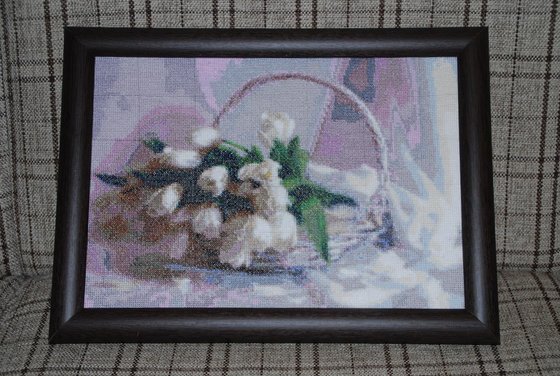 Работа «Белый тюльпаны»