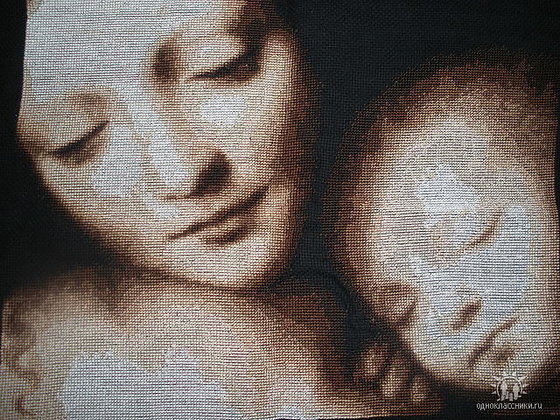 Работа «Мадонна с младенцем»