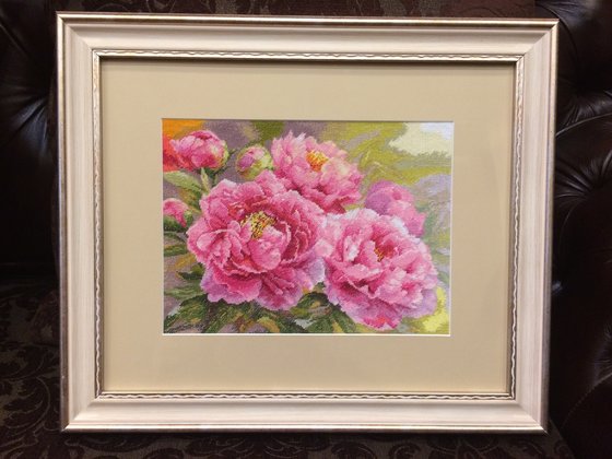 Работа «Пионы»