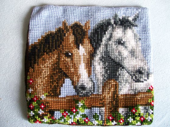 Работа «Poduszka konie»