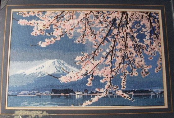 Работа «Fuji ดินแดนแห่งมนต์ขลัง»