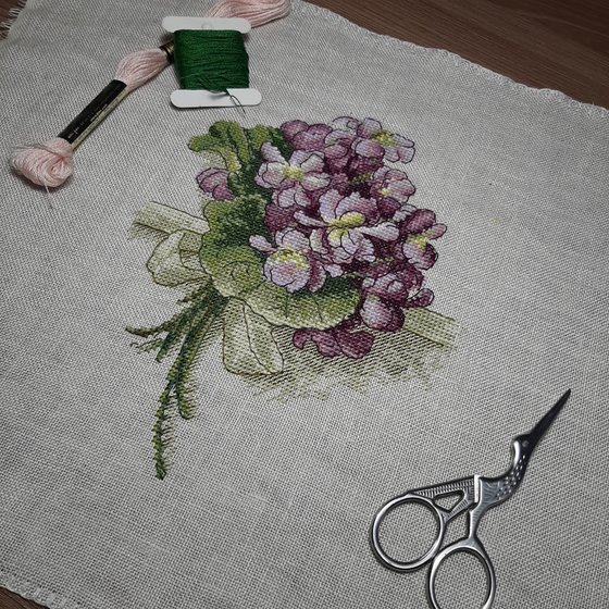 Работа «Марья искусница. Букет фиалок»