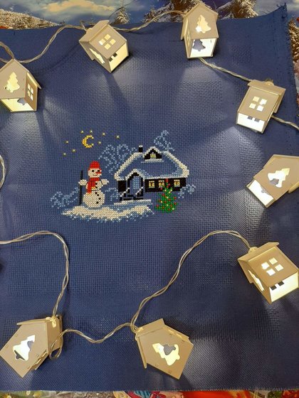 Работа «Новогодние салфетки от фирмы "Искусница"»