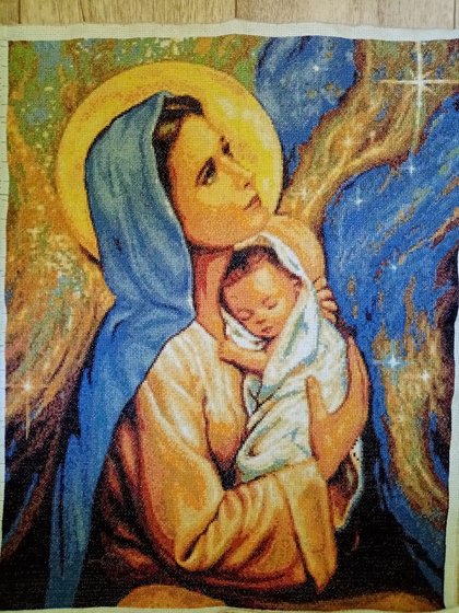 Работа «Дева Мария и дитя»