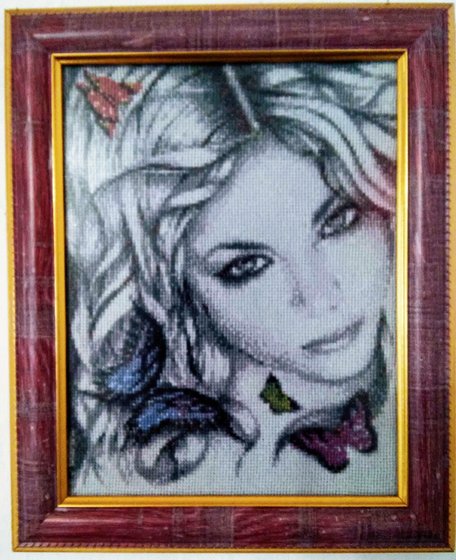 Работа «Дівчина з метеликами»