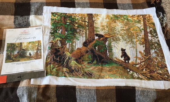 Работа «Утро в сосновом бору. Мишки!!!!!»