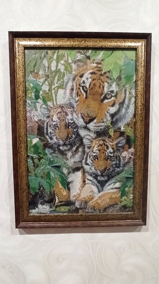 Работа «Семья тигров»