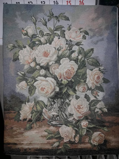 Работа «Букет белых роз»