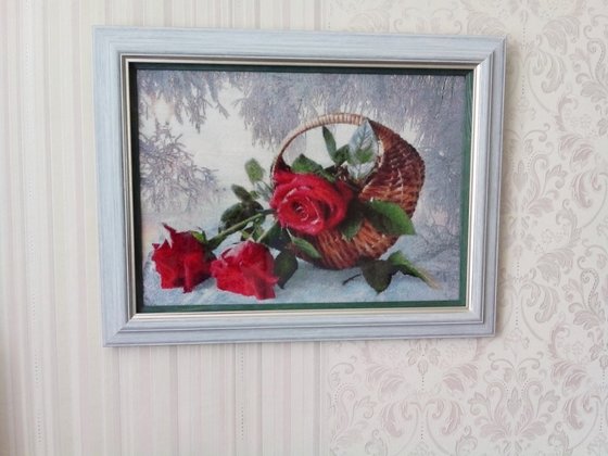 Работа «"Розы на снегу" по авторской схеме Е Шашновой»